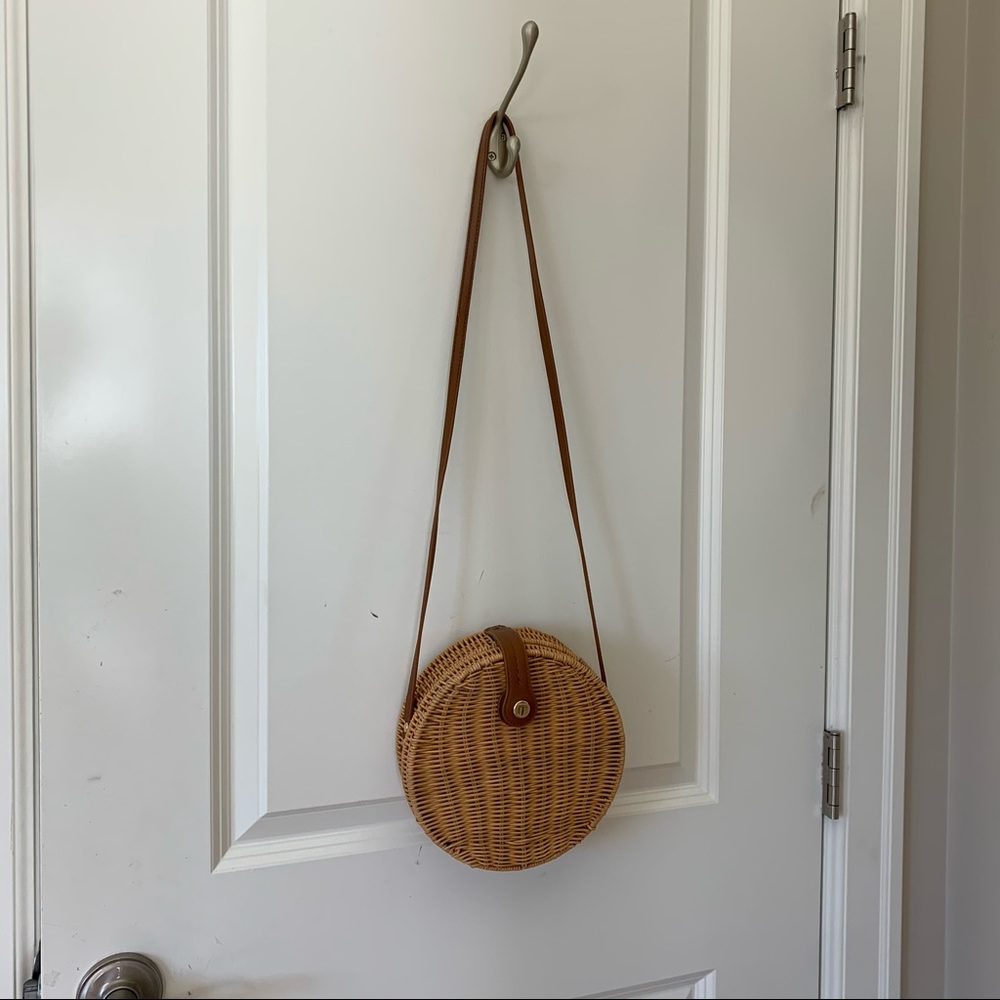 Rattan / straw crossbody round purse bag from Zara
